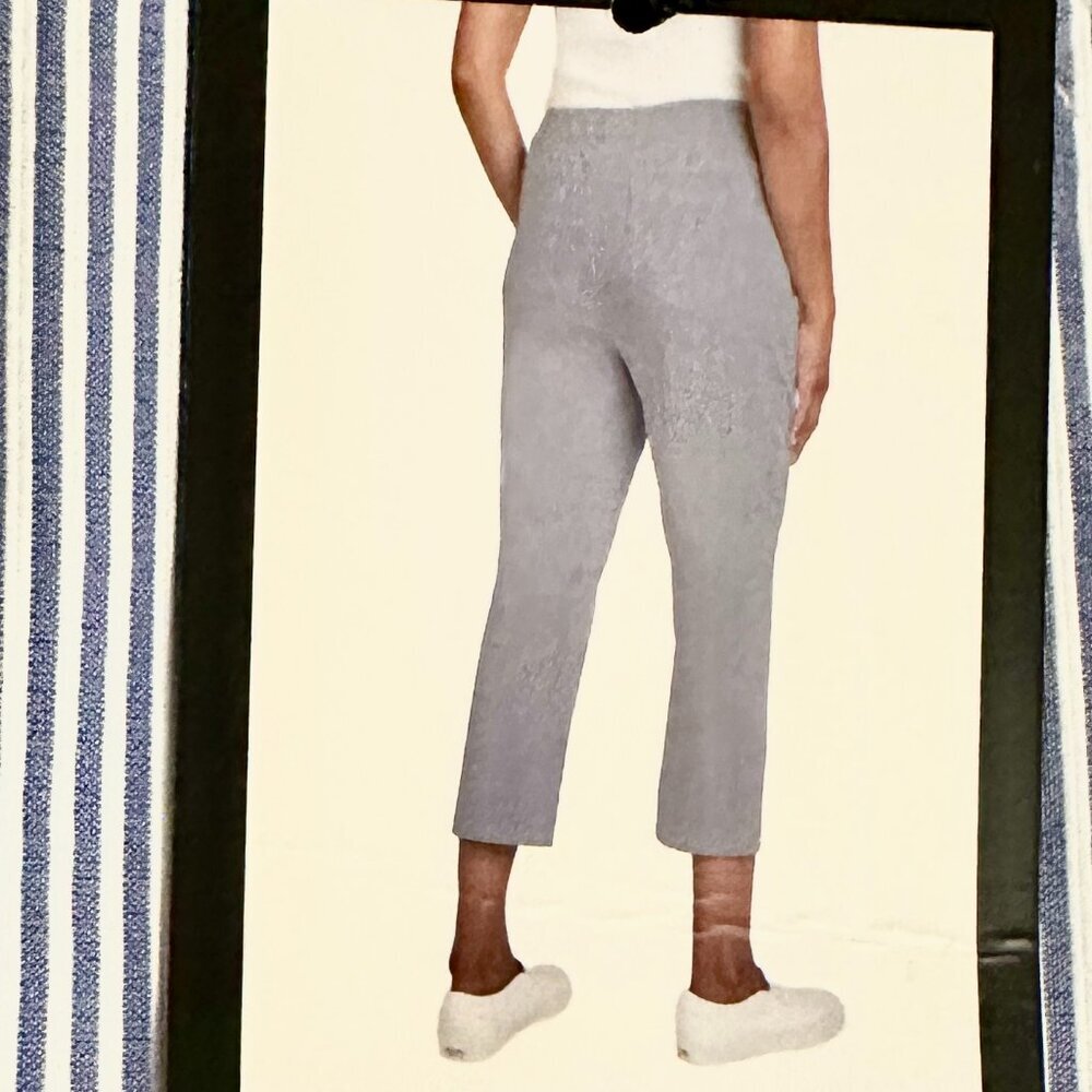 Mario Serrani Women's Comfort Stretch Capri Pants Size M Tummy Control Panel NEW - Picture 10 of 14